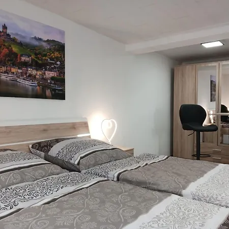 Haus Moselwind Burgen (Mayen-Koblenz)